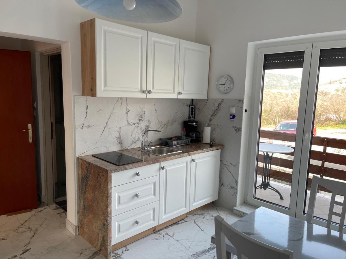 Apartment Kati ซริกเวนิซา ภายนอก รูปภาพ